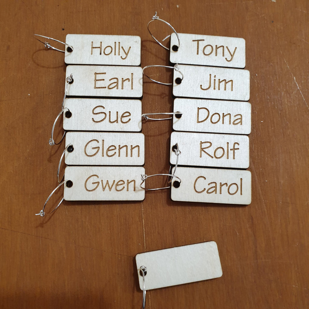 Personalized Plywood Wine Charms: Engraved Wedding Favors