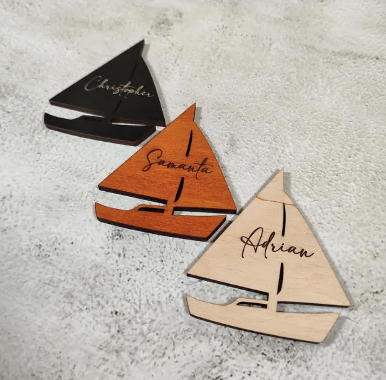 Boat Place Cards – Custom Wooden Table Name Signs, Personalized Nautical Wedding Decor