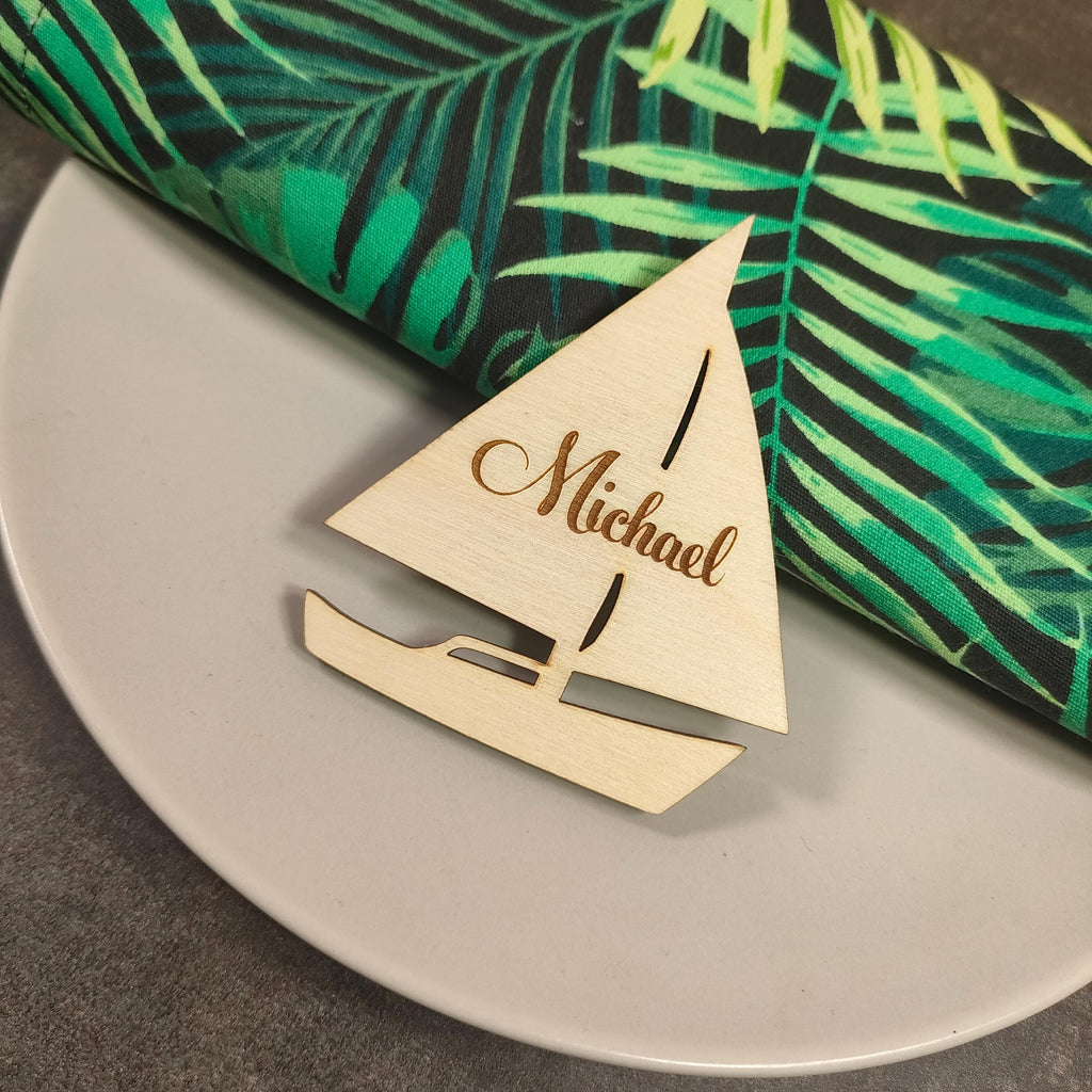 Boat Place Cards – Custom Wooden Table Name Signs, Personalized Nautical Wedding Decor