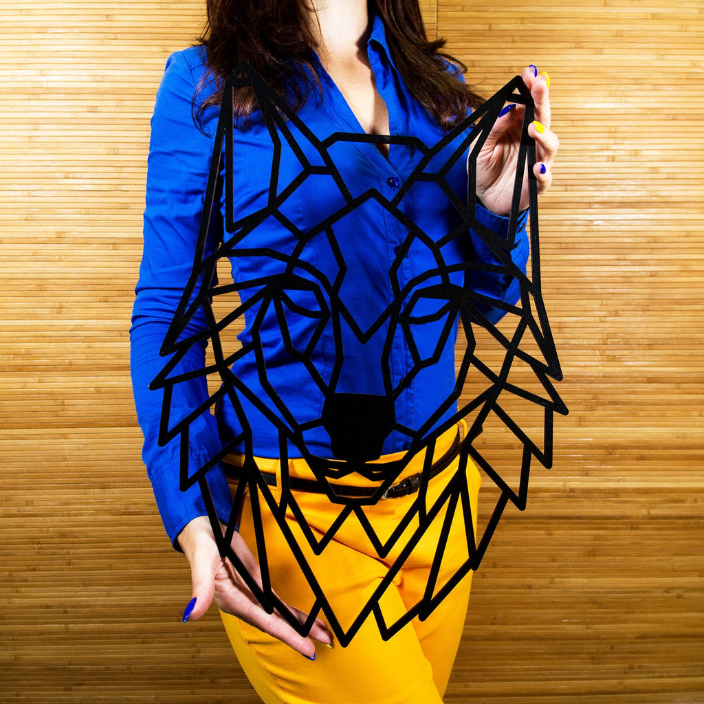 Geometric Wolf Wood Wall Art: Modern Animal Decor