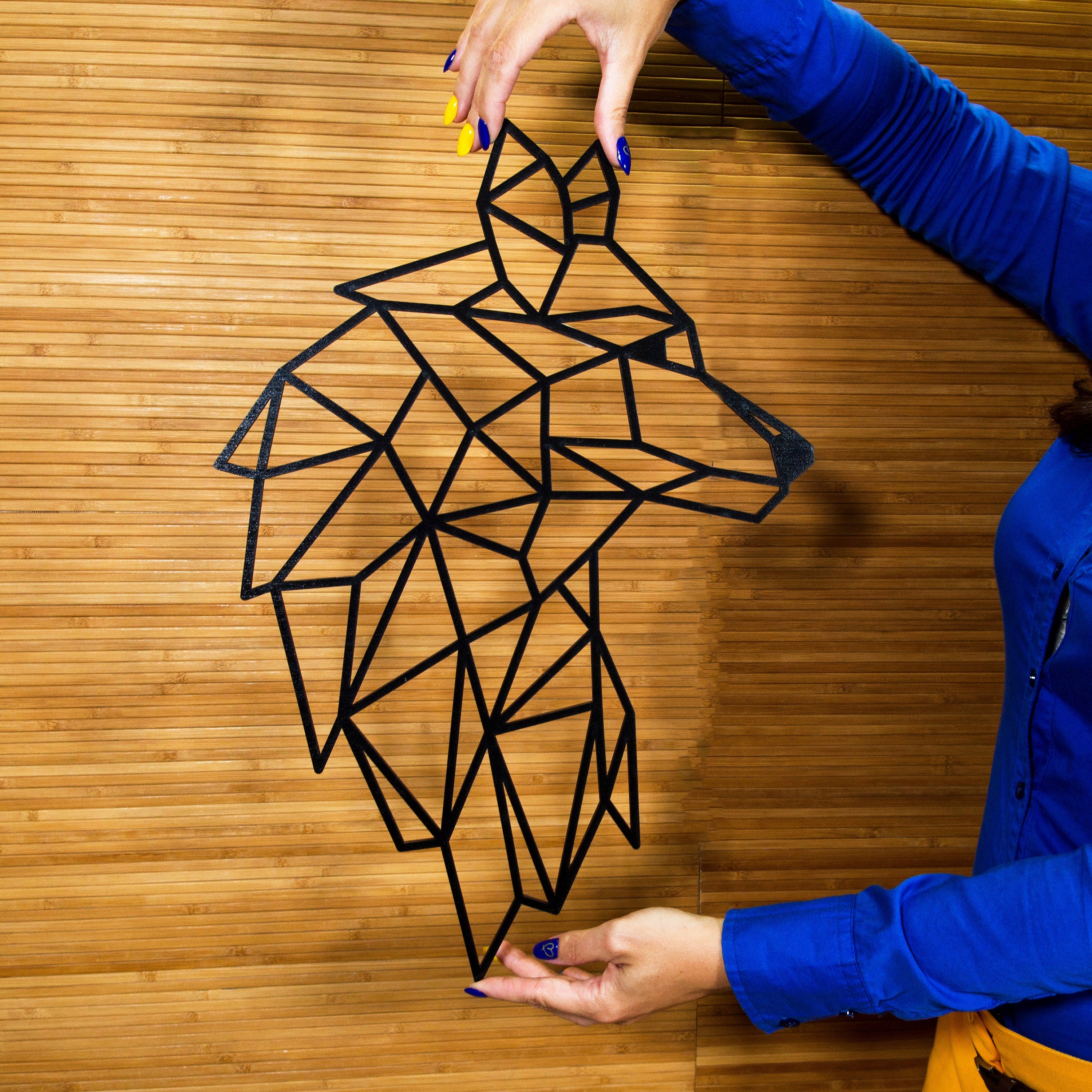 Geometric Wolf Wood Wall Art: Modern Animal Decor