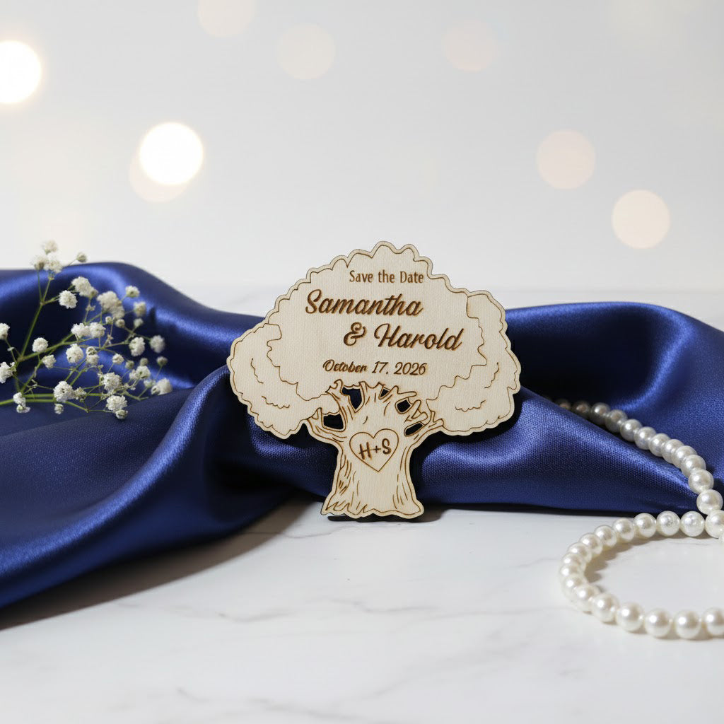 Personalized Oak Tree Wedding Favors — Custom Engraved Wooden Guest Keepsakes